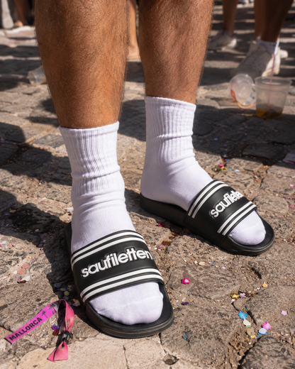 Saufiletten – Party Badelatschen für Malle, Festival & JGA | Lustiges Geschenk für Männer & Frauen